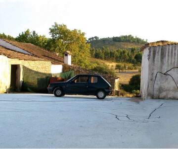 02 Mapa Provisório, Installation - Dimensions variables CENTA - Black ink, Electrical cables, whitewash, Car, sound 2008