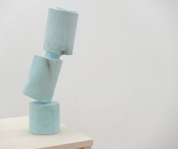 Pedro Faria, Sem título, Gesso colorido / Untitled, Coloured plaster / 12 x 16 x 32 cm / 2022